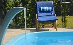 Casa com piscina 500m da praia condomínio Morada da Praia